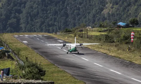2019-02-23-00-aeroport-lukla-nepal.jpg