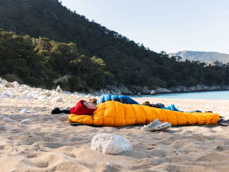 Как выбрать спальный мешок в поход