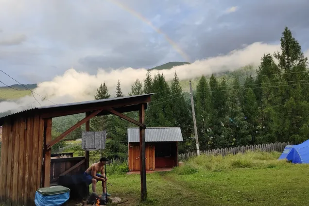Спуск в Маральник-1 в кемпинг Кедровая опушка. Баня.